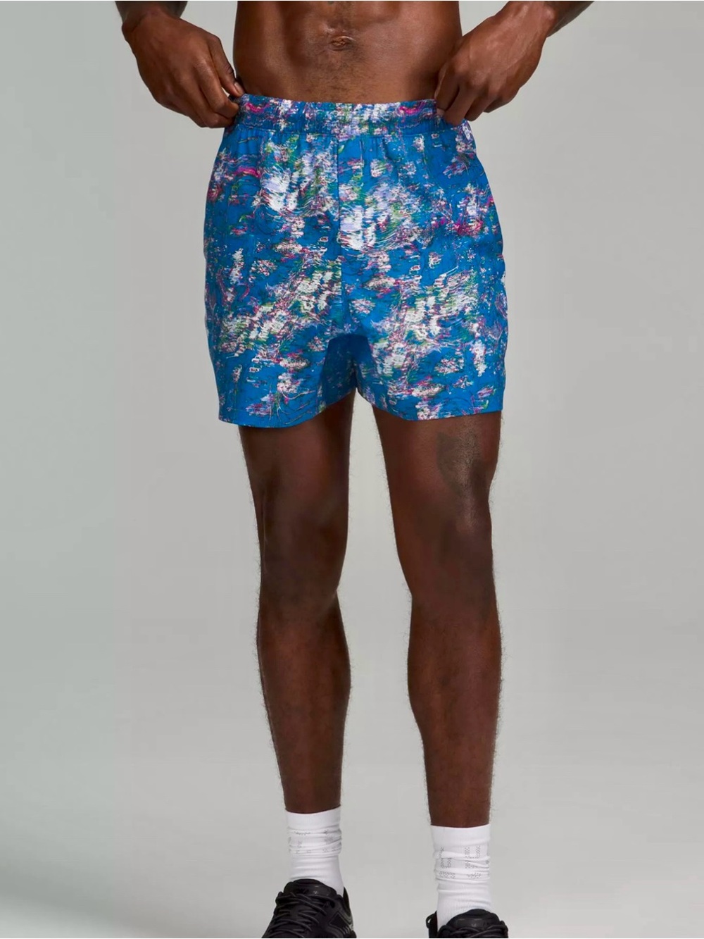 Lululemon Pace Breaker Linerless Shorts 5" In Speed Floral Poolside